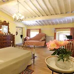 Antica Dimora Patrizia 3* Montecarlo