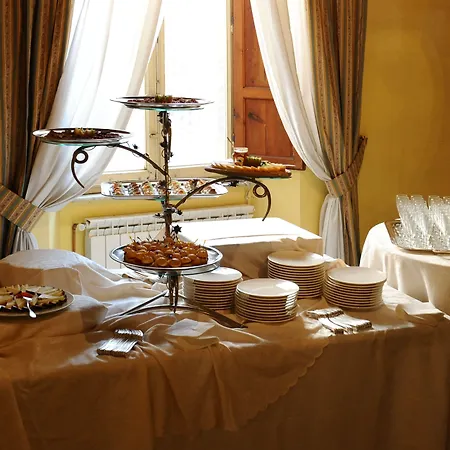 Antica Dimora Patrizia 3* Montecarlo